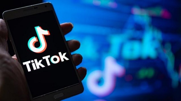 4. Explore as funcionalidades do TikTok.