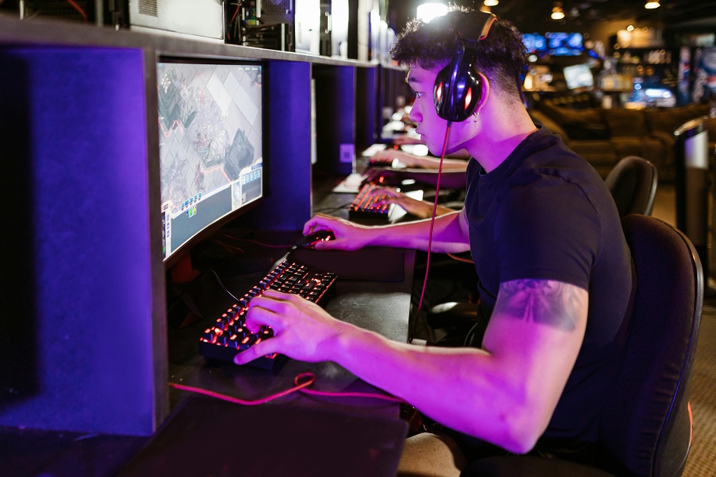 2. Streaming e Criação de Conteúdo