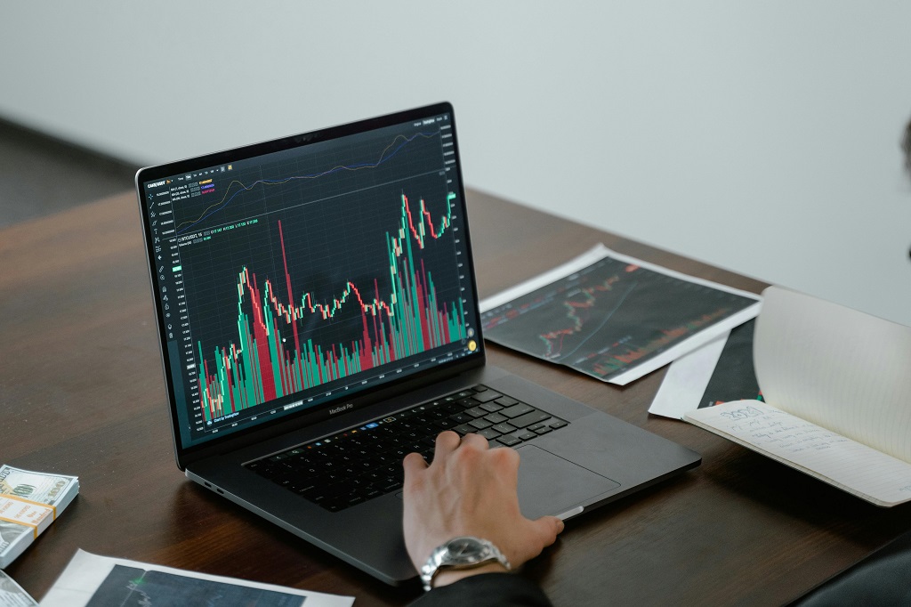 6. Investimentos Online